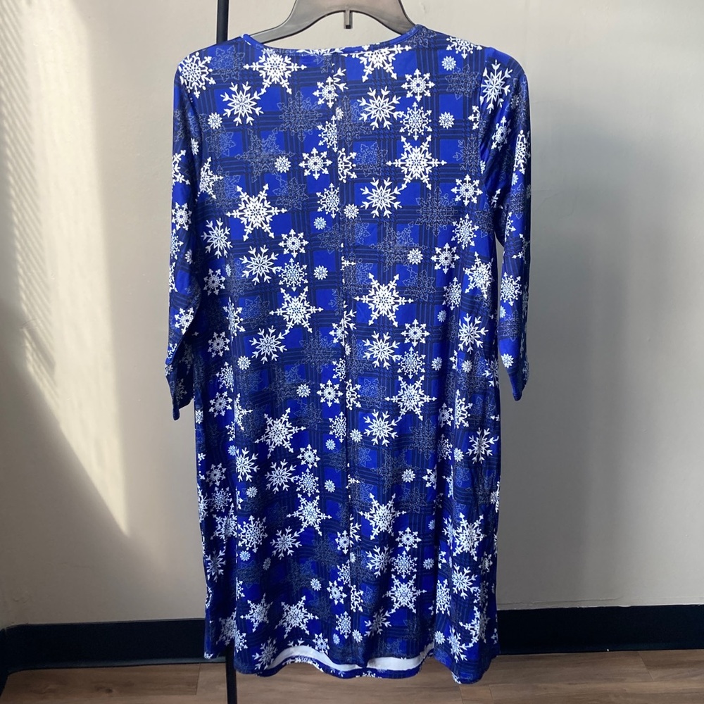 3/$15 Snowflake and plaid print 3/4 sleeve nightshirt nightgown size S - Picture 15 of 15